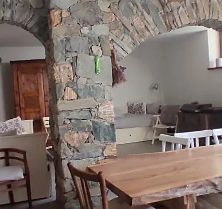 Couette-café Strada Antica 3*
